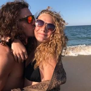 Meet your Posher, Reese